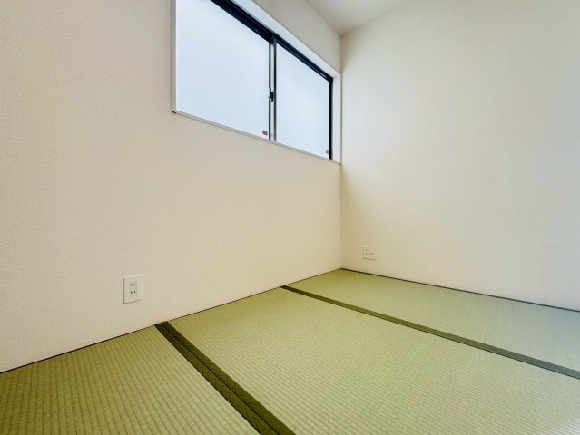 ■■南城市佐敷新里－3号棟（全４棟）の和室|日本らしい落ち着いた雰囲気の和室です