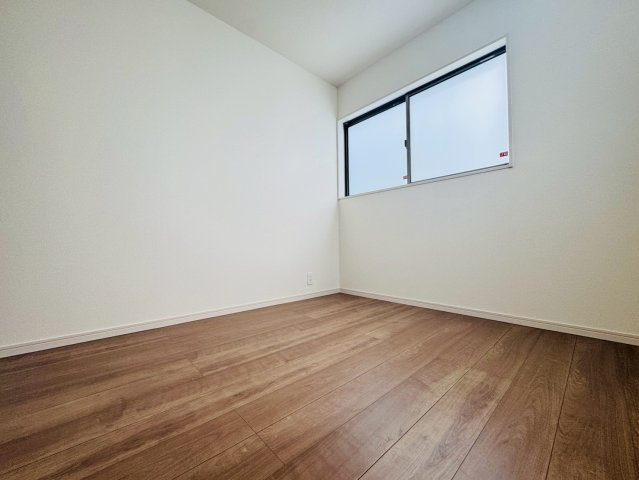 ■■南城市佐敷新里－3号棟（全４棟）の洋室|使い勝手のいい洋室です