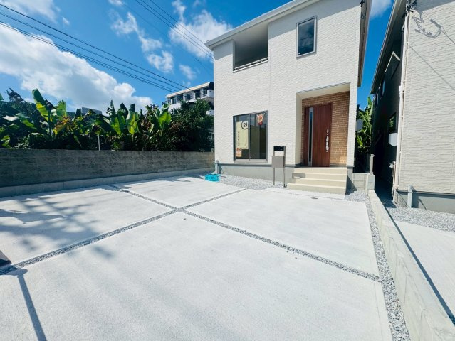 ■■南城市佐敷新里－4号棟（全４棟）の前面道路含む現地写真|前面道路含む現地写真です