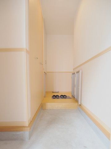 プチ・アンジュの玄関