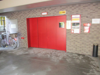 【駐車場】 | 立体駐車場です