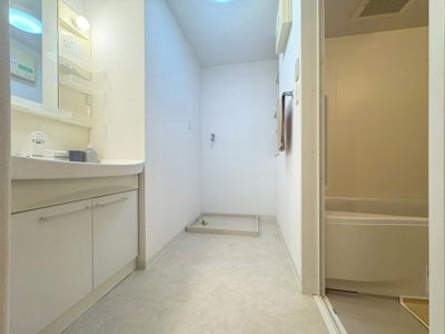 【洗面所】 | ソレーユ関西