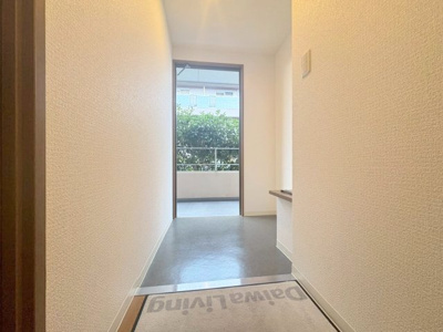 【玄関】 | ソレーユ関西