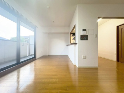 【居間・リビング】 | ソレーユ関西