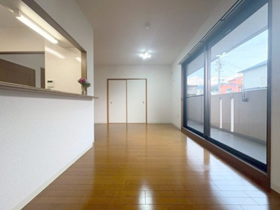 【居間・リビング】 | ソレーユ関西