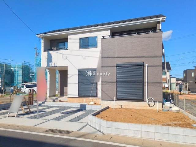 土浦市板谷4丁目25-P1　新築戸建　12号棟の前面道路含む現地写真