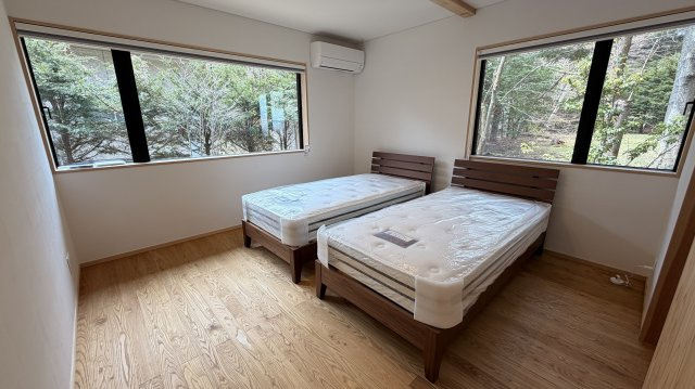 【動画付き】南ヶ丘 新築戸建 スキップフロアの映える家の寝室