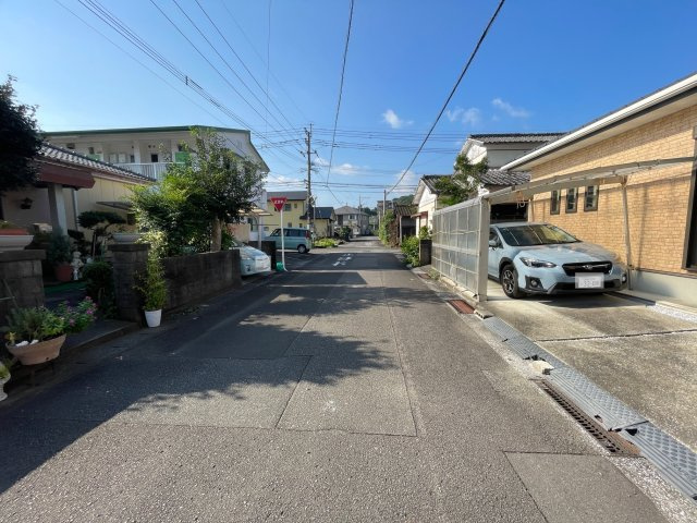 青島1丁目の前面道路含む現地写真