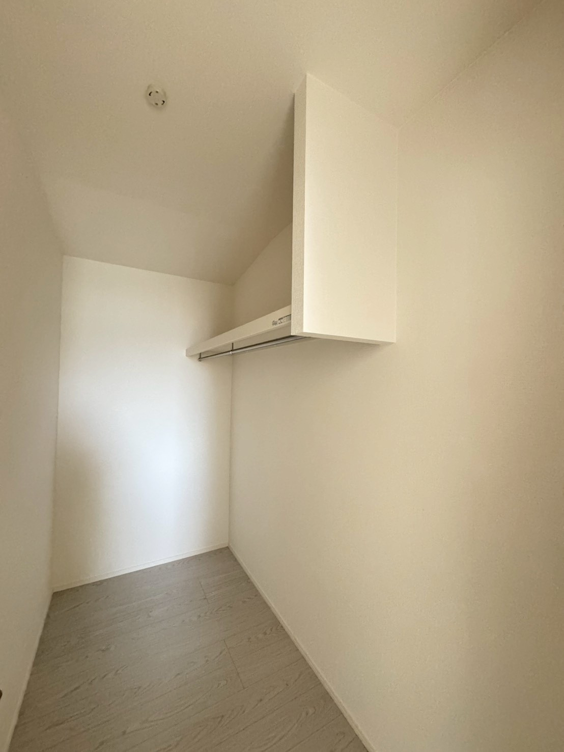 Adoble+アドブル＋小倉南区中貫1丁目3期　【小倉南区　新築戸建て】の収納|2階には家族の物をまとめて収納できる大容量のファミリークローゼット完備♪【小倉南区　新築戸建て】