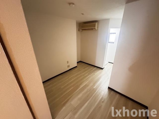 本町ハイツの居間・リビング|ゆったりとしたリビングです