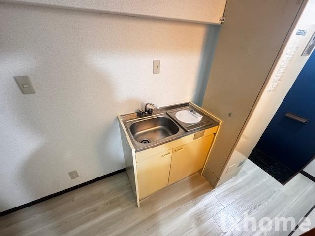 本町ハイツのキッチン|使いやすいキッチンです