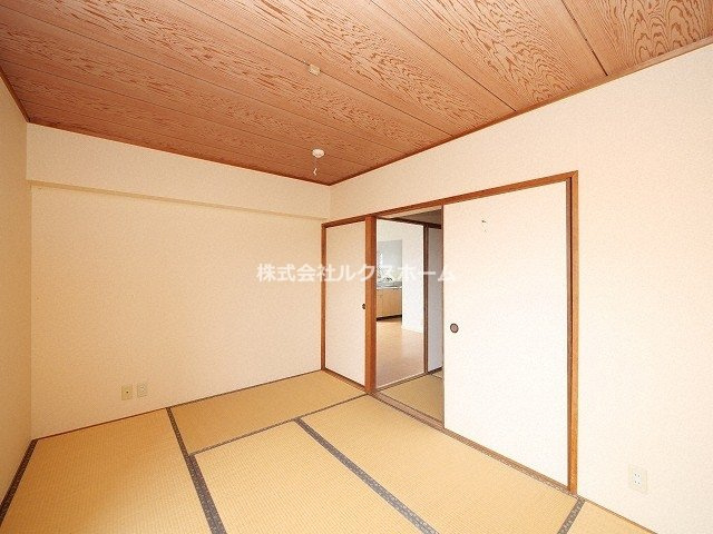 メゾン並木の和室|和室、ちょっとしたくつろぎスペースにいかがでしょうか