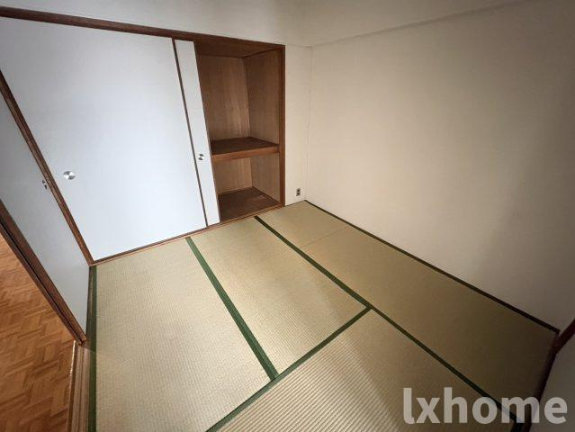 メガロコープ茨木Ⅱの和室|来客時にも便利な和室付き
