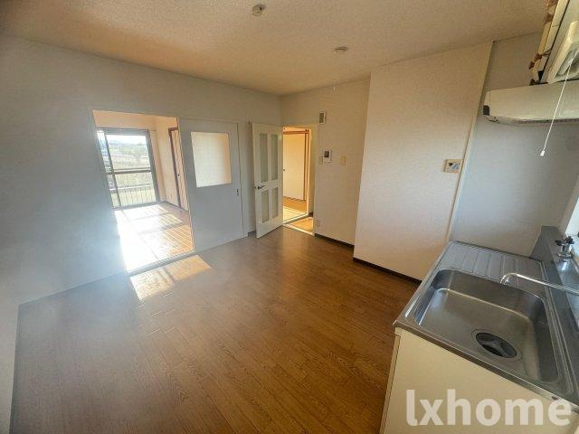 宮本マンションの居間・リビング