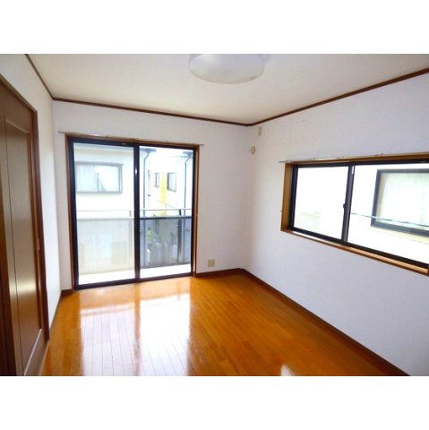 熊本市北区楡木４丁目のタウンの居間・リビング