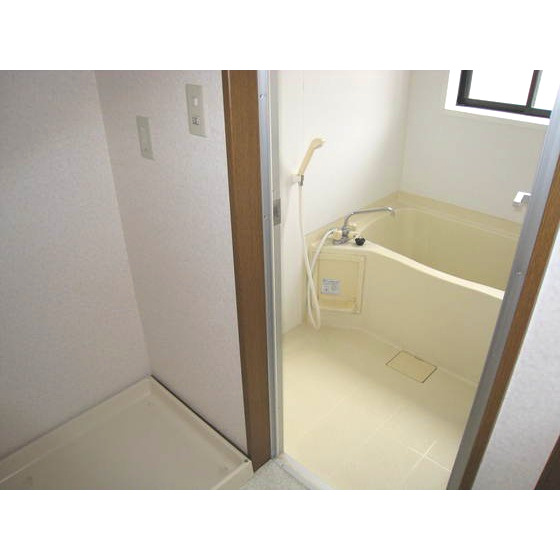 熊本市北区楡木４丁目のタウンの浴室