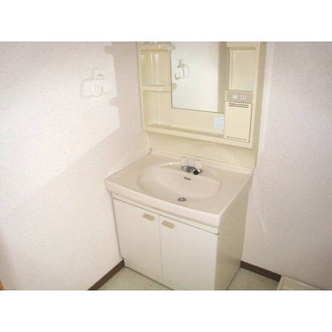 熊本市北区楡木４丁目のタウンの独立洗面台