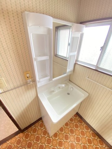 【独立洗面台】