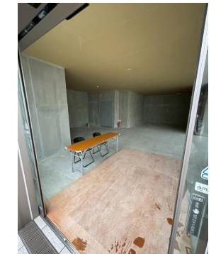 ＣＯＬＯＲＥ　ＨＩＲＡＫＡＴＡの内装