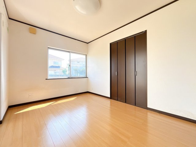 【洋室】 | 前橋市上佐鳥町　中古住宅