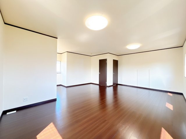 【居間・リビング】 | 前橋市上佐鳥町　中古住宅