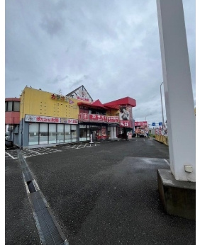 寝屋川市高宮栄町商業施設