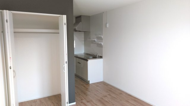 ジュリアスコートの居間・リビング|リビングです