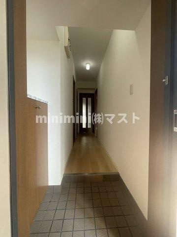 ブルームコートⅡの玄関|※別号室参考写真