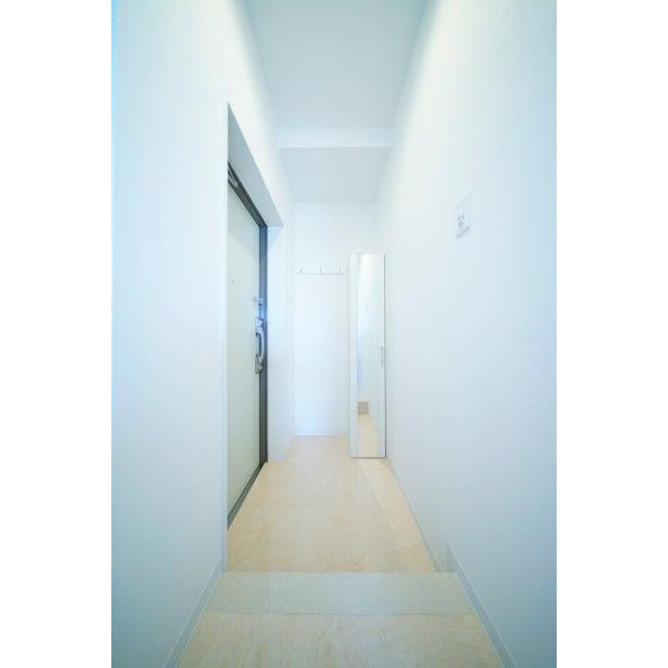 オンリーワン梅田北の玄関|同マンション別部屋：参考写真