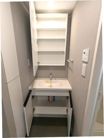 PROUD FLAT浅草の設備|トイレと独立した洗面第です
