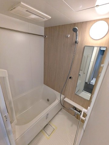 PROUD FLAT浅草の浴室|追焚オートバス、浴室換気乾燥機付きです