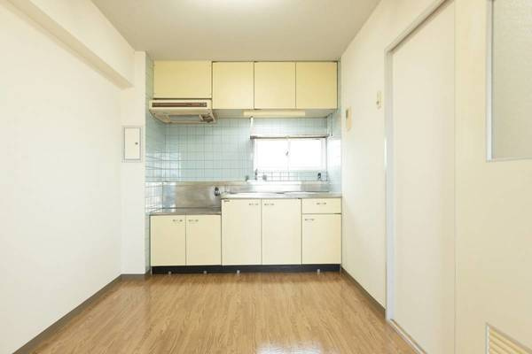 ビレッジハウス二宮2号棟のキッチン|ビレッジハウスの同一物件・同一タイプの間取りの写真です