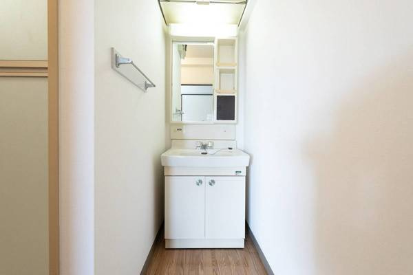 ビレッジハウス二宮2号棟の洗面所|ビレッジハウスの同一物件・同一タイプの間取りの写真です