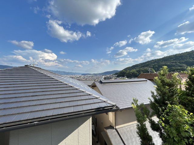 地下鉄東西線＆京阪京津線「御陵」駅徒歩５分◆並列駐車２台可能◆山科区御陵封ジ山町１期のバルコニー|バルコニーからの眺望