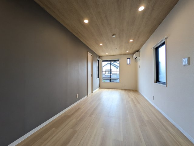 ディアコートBの居間・リビング