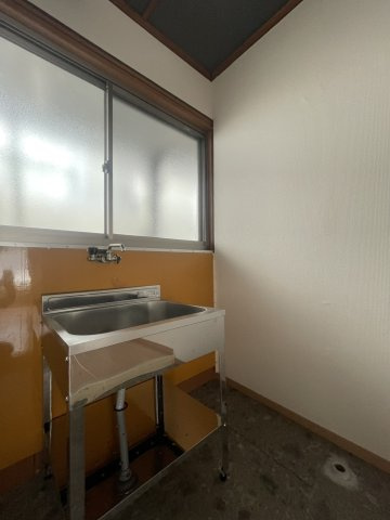 沖美荘の洗面所