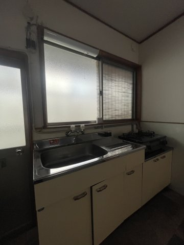 沖美荘のキッチン