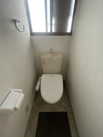 沖美荘のトイレ