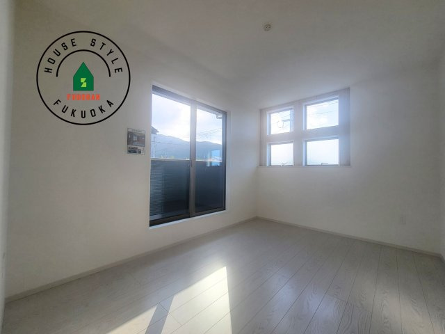 福岡市南区大平寺2丁目第4-3棟（1号棟）の寝室|主寝室には収納力に優れたクローゼットがありますので、お部屋もすっきり片付きます。