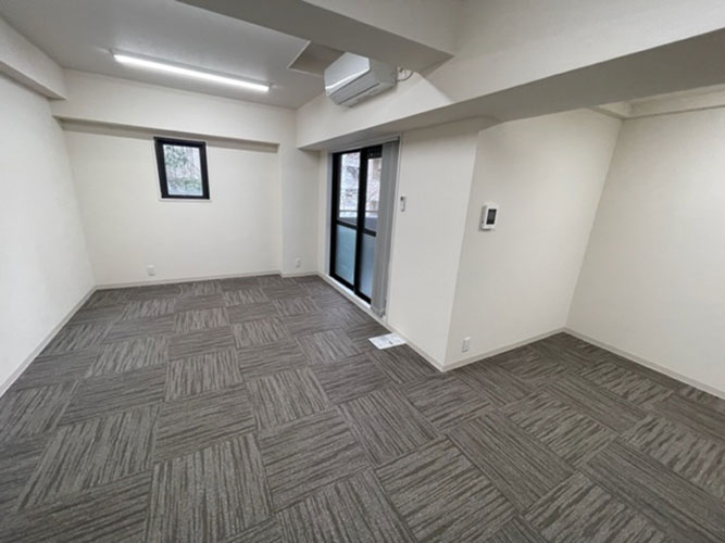 サン・名駅三丁目ビルの居間・リビング