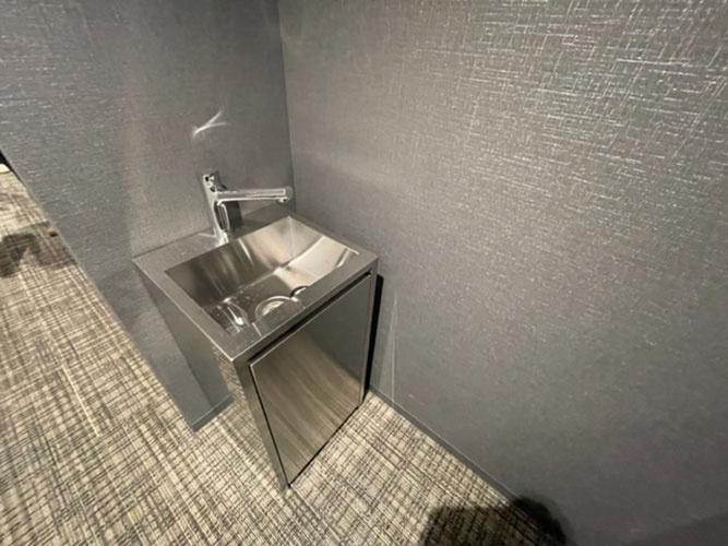 サン・名駅三丁目ビルの洗面所