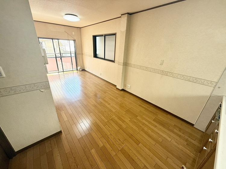 馬場町3丁目　中古一戸建ての居間・リビング|LDK12.5帖
■物件内覧・資金計画相談・住宅ローン相談、リフォーム相談、お問合せ受付中■
※当日・翌日のご内覧、ご相談はお電話でのお問合せがスムーズです！