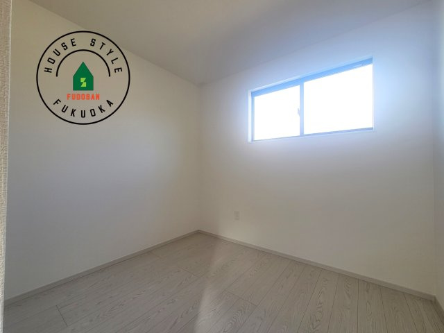 福岡市南区大平寺2丁目第4-3棟（3号棟）の子供部屋|穏やかな光が差し込む室内には、穏やかな時間が流れます。