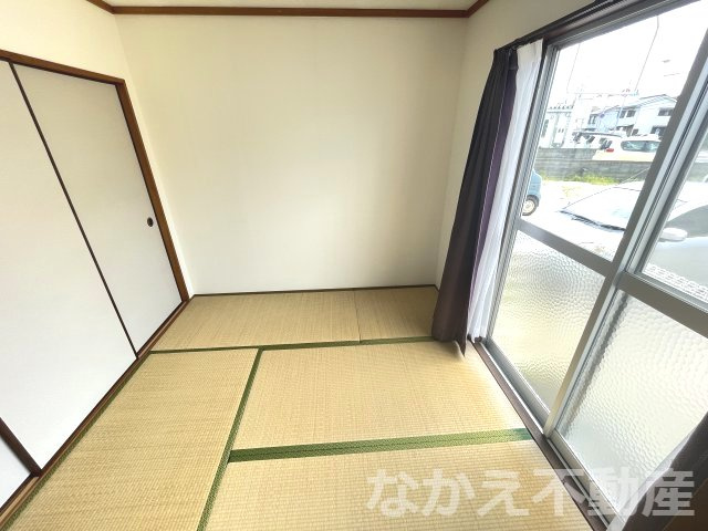 【寝室】 | 落ち着いた色調の寝室です