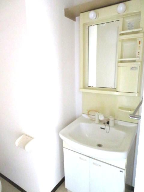 プレアール今津のロビー