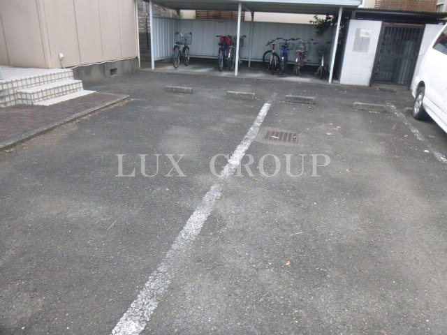 【駐車場】 | ヘルシーシャトー