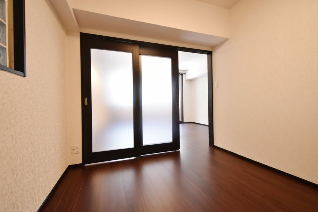 プレジオ西宮今津の洋室