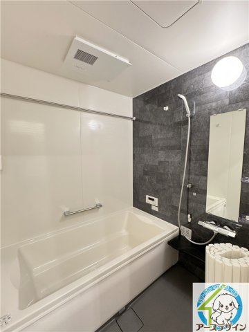 ソリッソ大久保町西嶋の浴室