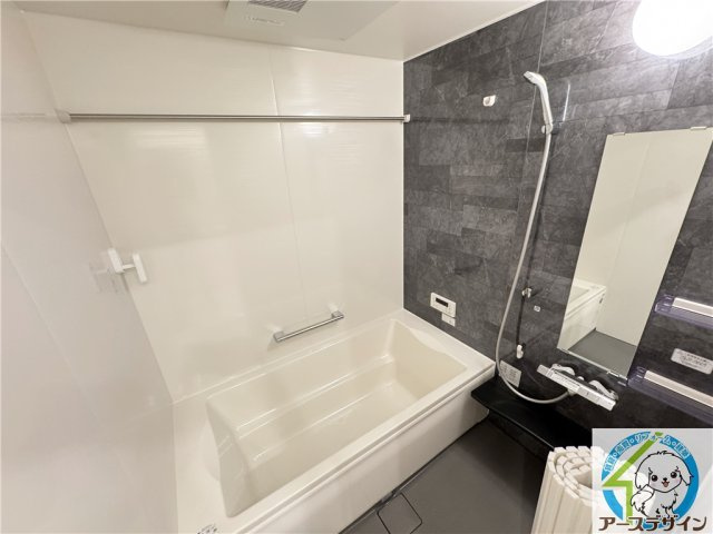 ソリッソ大久保町西嶋の浴室