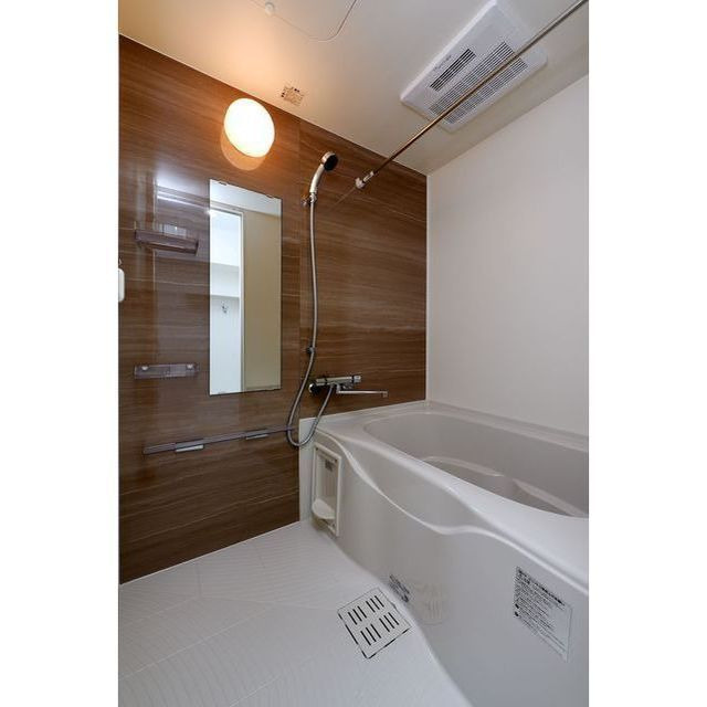 LIBTH博多空港通りの浴室